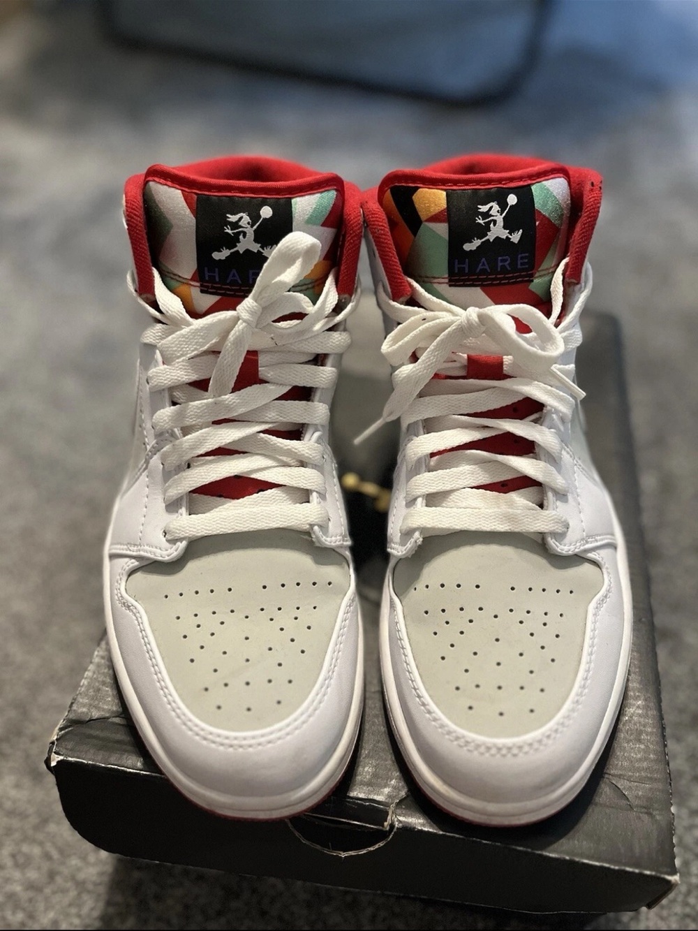 Size 8.5 - Air Jordan 1 2015 Mid Hare With Og Box